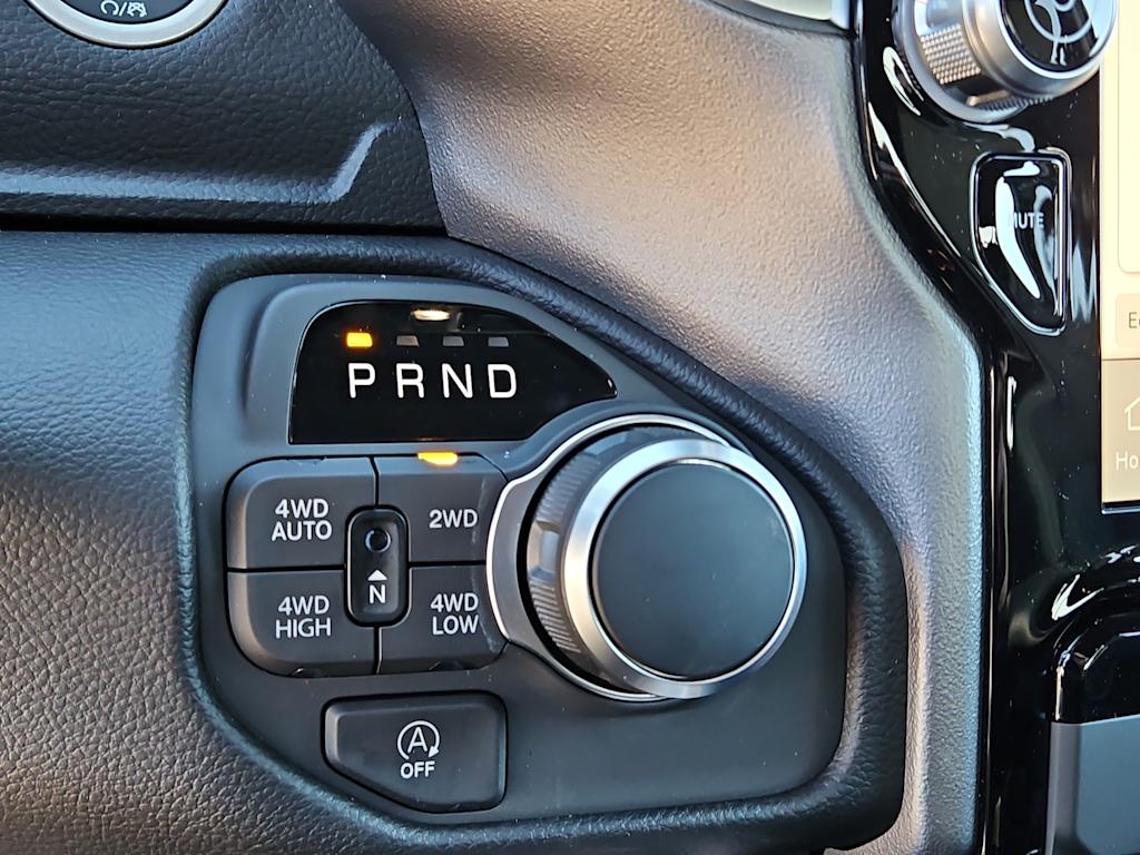 Thumbnail: 2026 RAM 1500 - 25