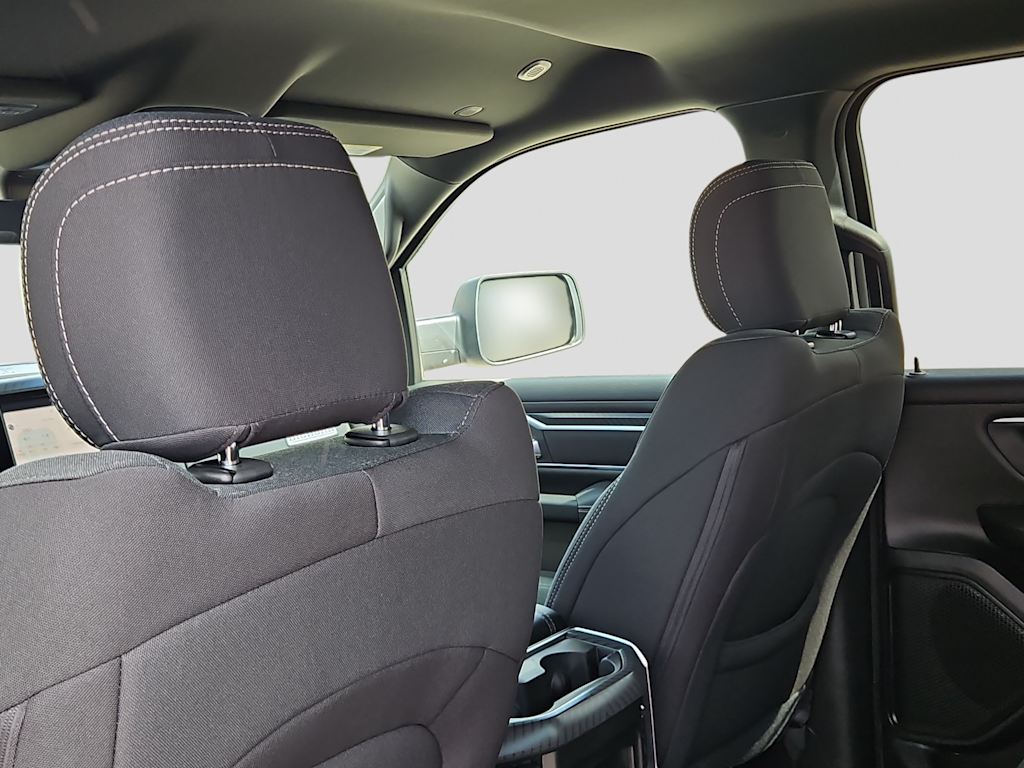 Thumbnail: 2026 RAM 1500 - 9