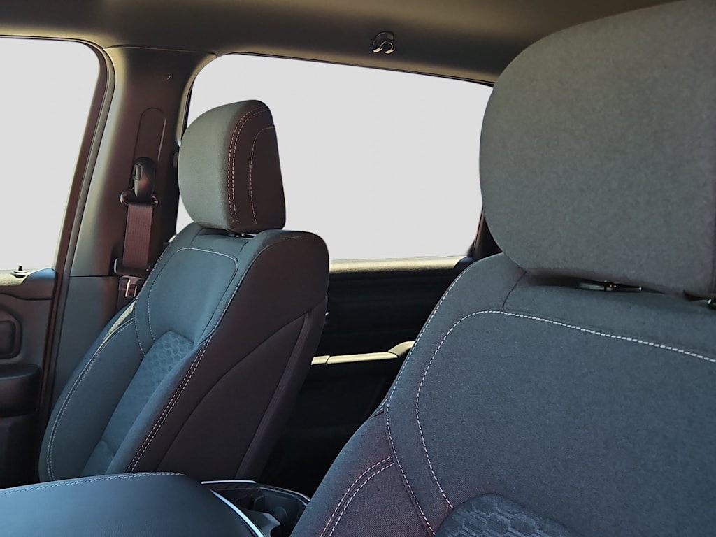 Thumbnail: 2026 RAM 1500 - 9