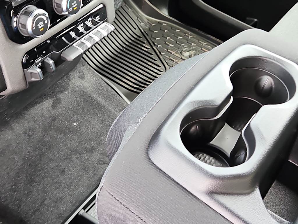 Thumbnail: 2026 RAM 1500 - 21