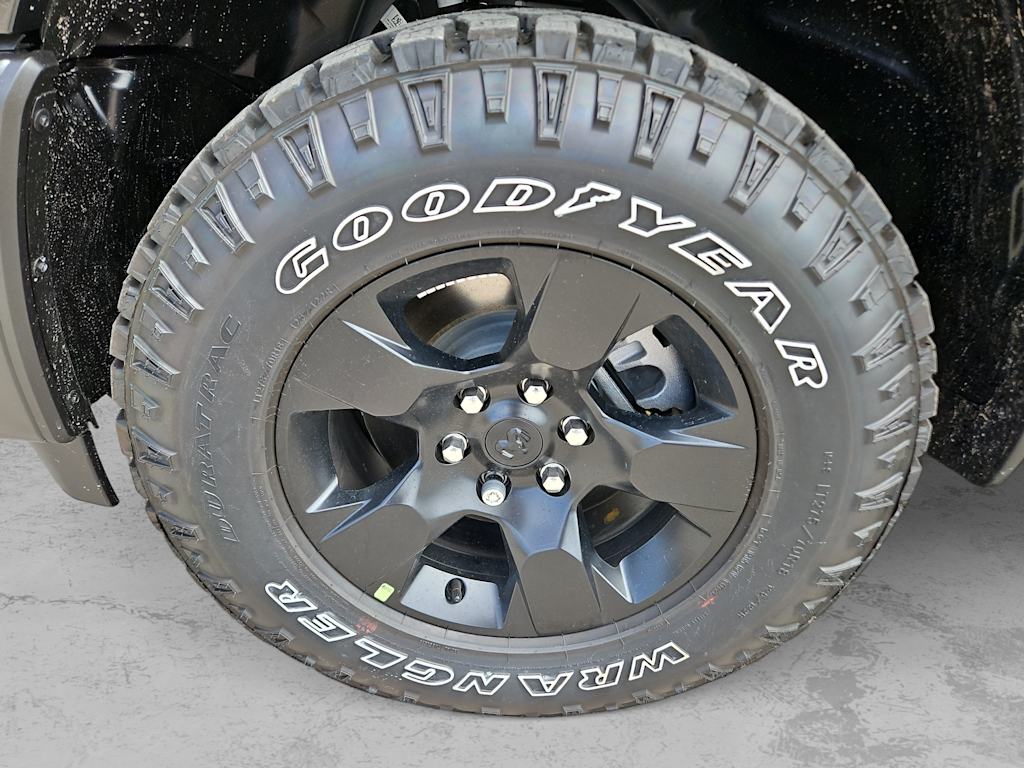 Thumbnail: 2026 RAM 1500 - 7