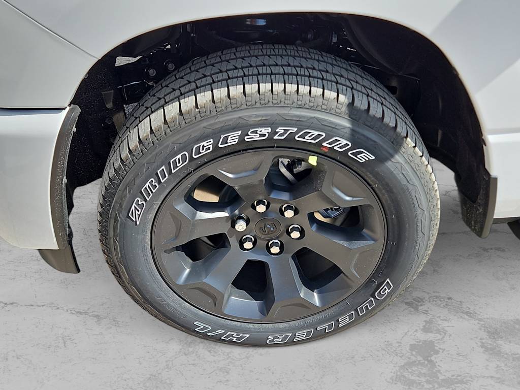 Thumbnail: 2026 RAM 1500 - 8