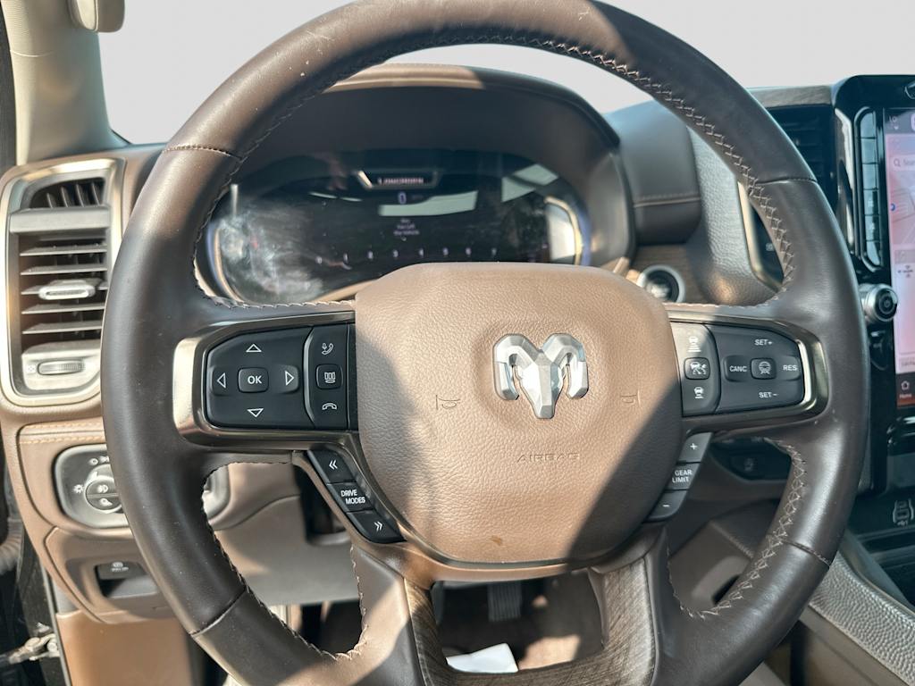 Thumbnail: 2025 RAM 1500 - 10