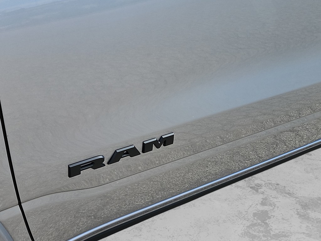 Thumbnail: 2026 RAM 1500 - 6