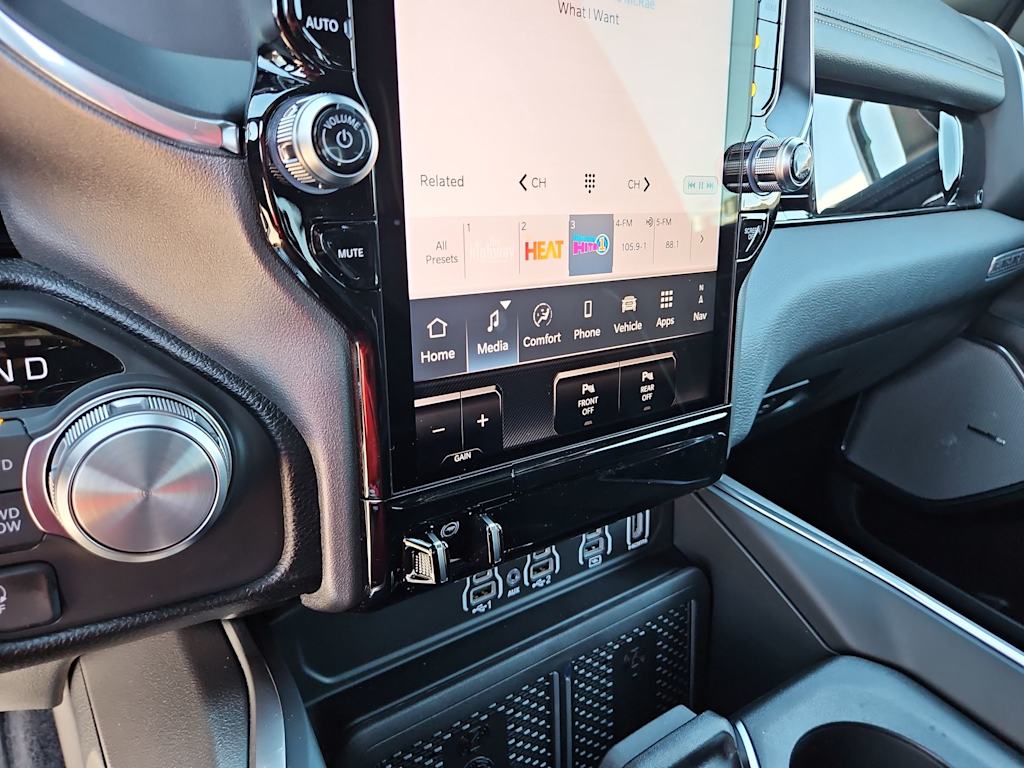 Thumbnail: 2026 RAM 1500 - 26