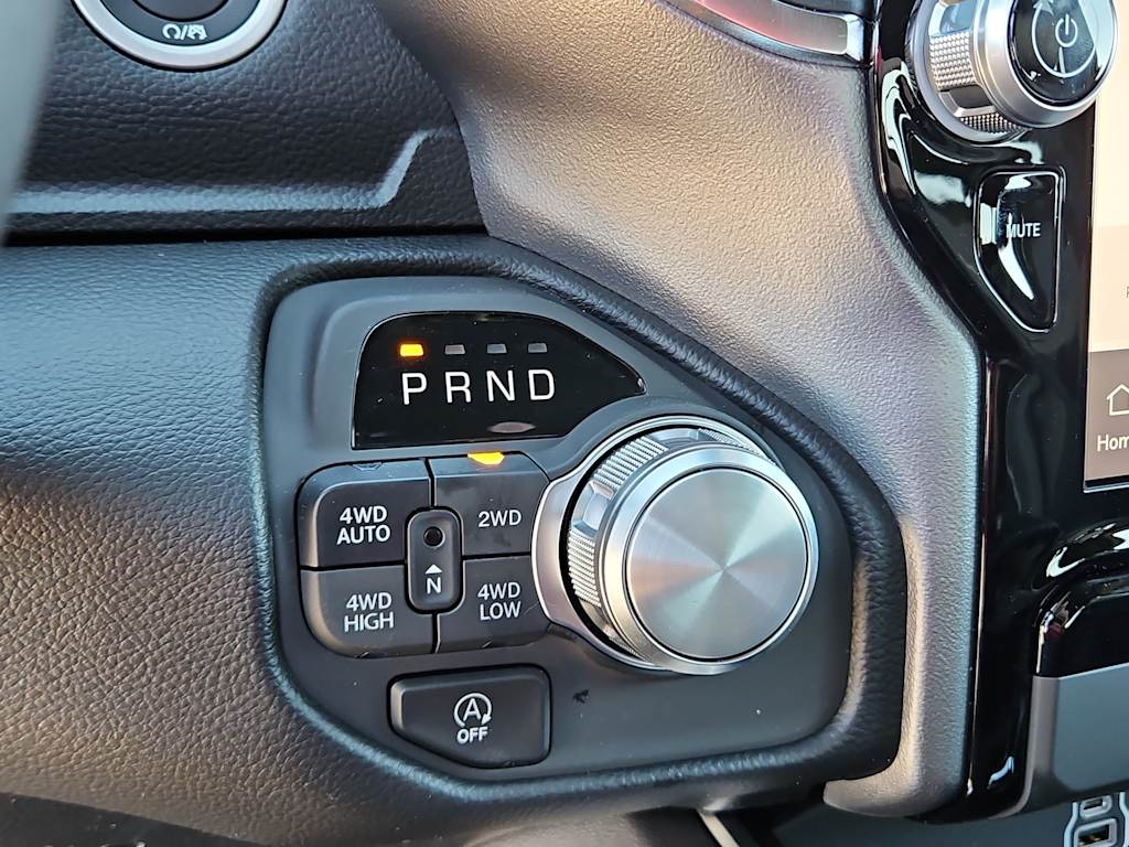 Thumbnail: 2026 RAM 1500 - 10