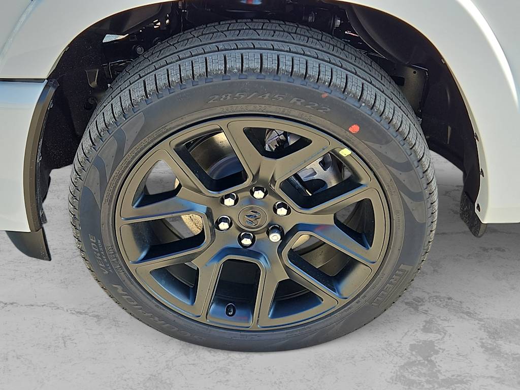 Thumbnail: 2026 RAM 1500 - 7