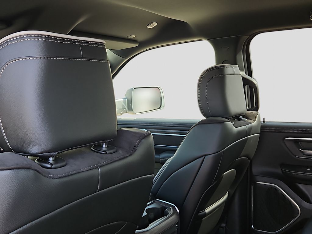 Thumbnail: 2026 RAM 1500 - 9