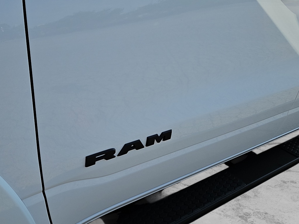 Thumbnail: 2026 RAM 1500 - 6
