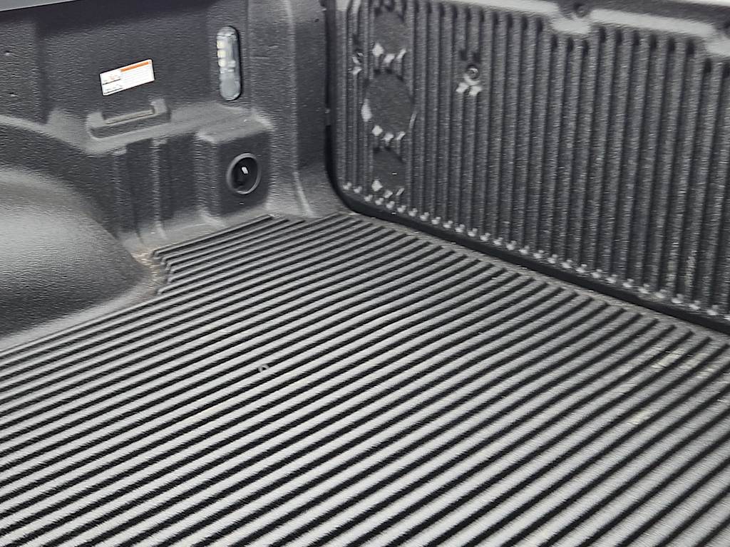 Thumbnail: 2026 RAM 1500 - 13