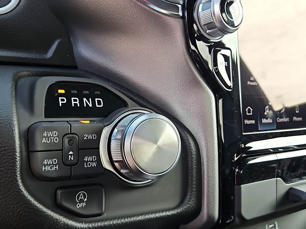 Thumbnail: 2026 RAM 1500 - 11