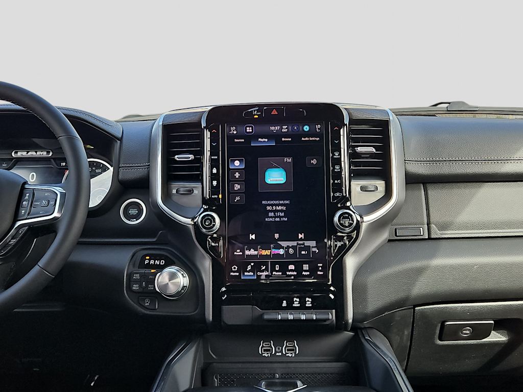 Thumbnail: 2026 RAM 1500 - 9