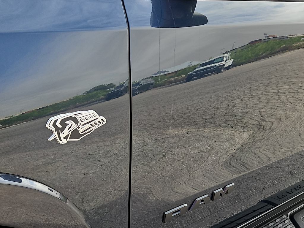 Thumbnail: 2026 RAM 1500 - 7