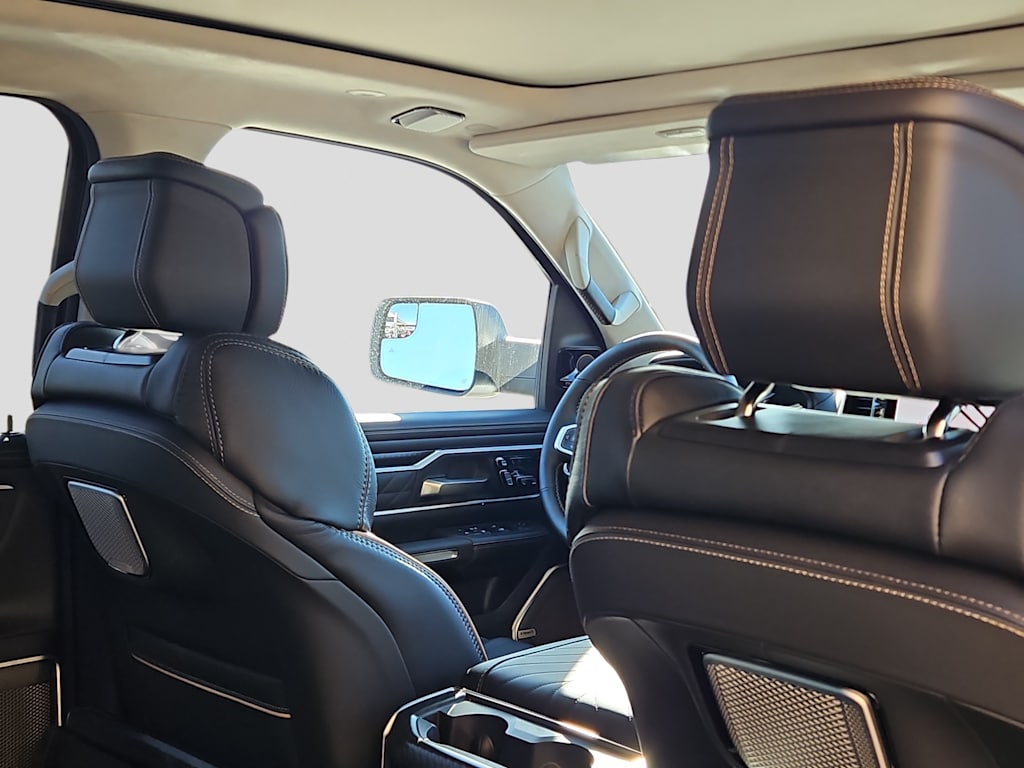 Thumbnail: 2026 RAM 1500 - 10