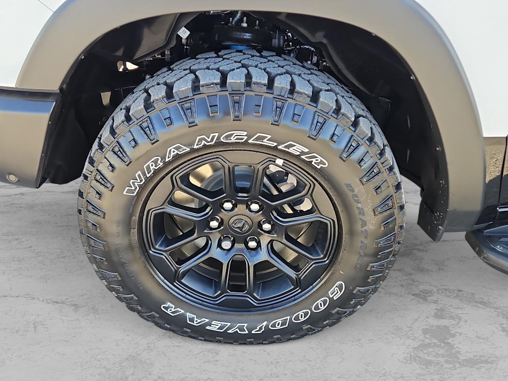 Thumbnail: 2026 RAM 1500 - 7