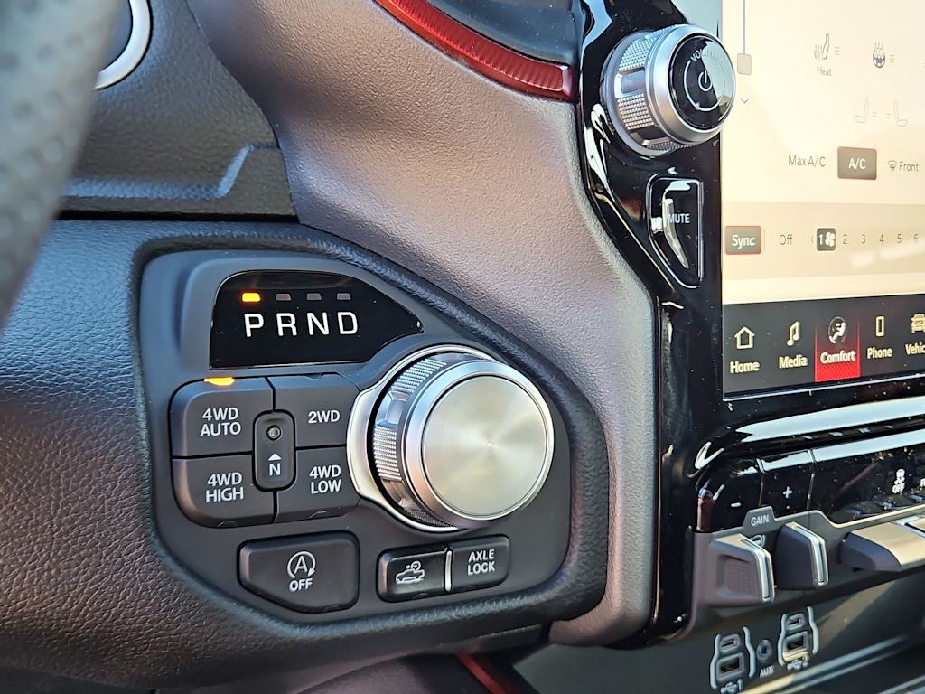 Thumbnail: 2026 RAM 1500 - 12