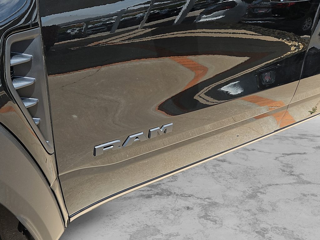 Thumbnail: 2026 RAM 1500 - 6
