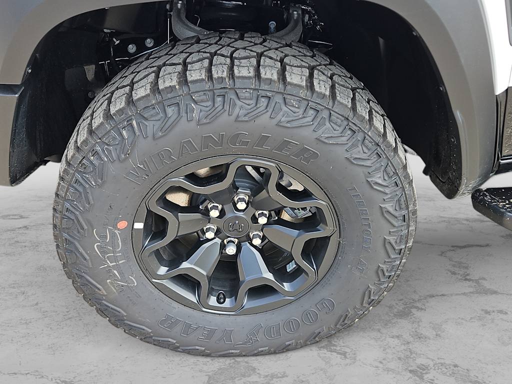 Thumbnail: 2026 RAM 1500 - 8