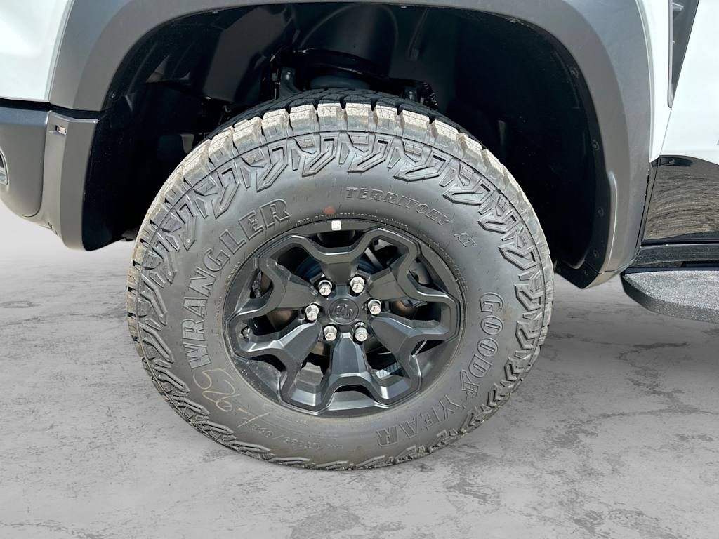 Thumbnail: 2026 RAM 1500 - 8