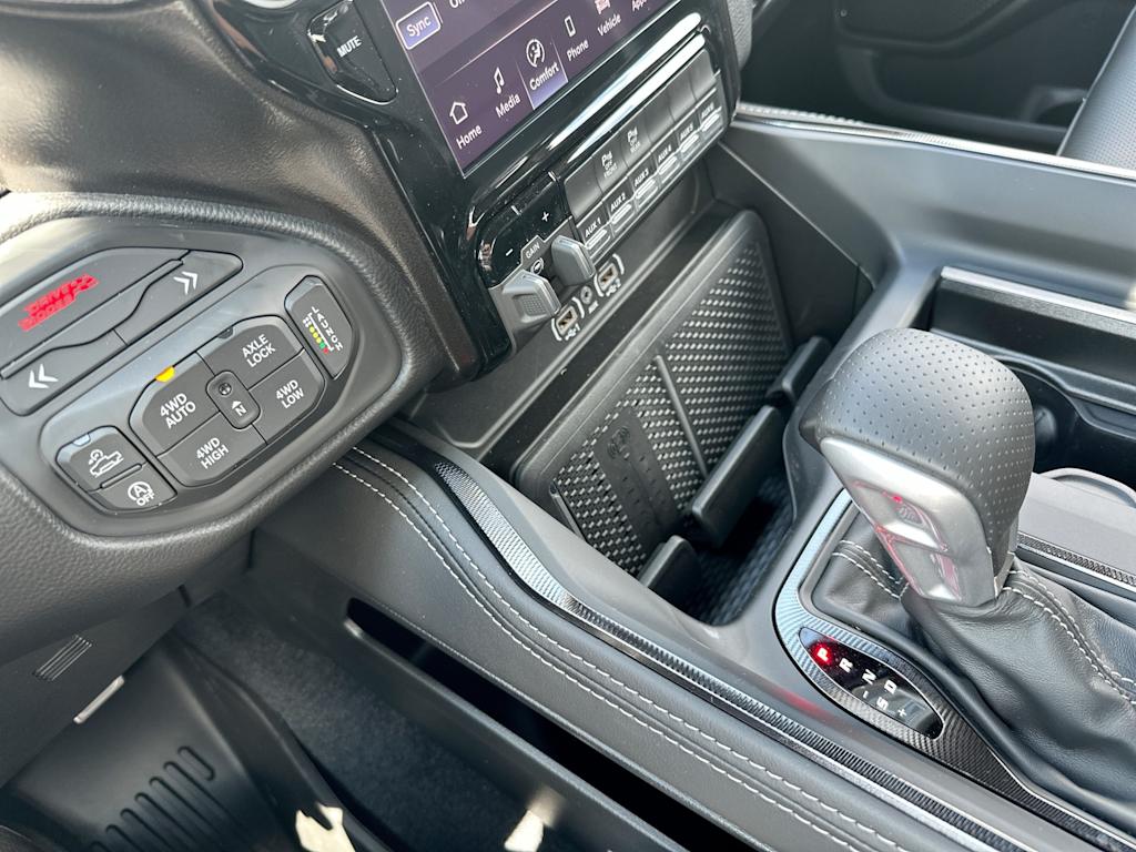 Thumbnail: 2026 RAM 1500 - 15