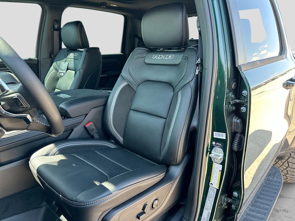 Thumbnail: 2026 RAM 1500 - 9
