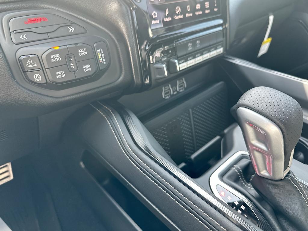 Thumbnail: 2026 RAM 1500 - 14
