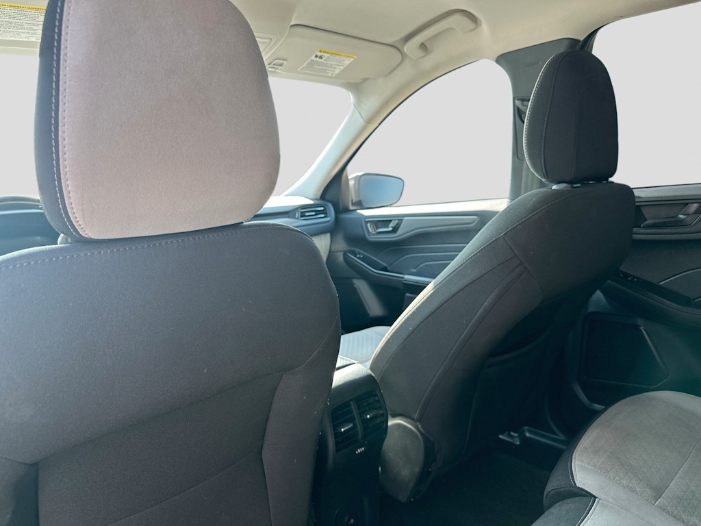 Thumbnail: 2023 Ford Escape - 9