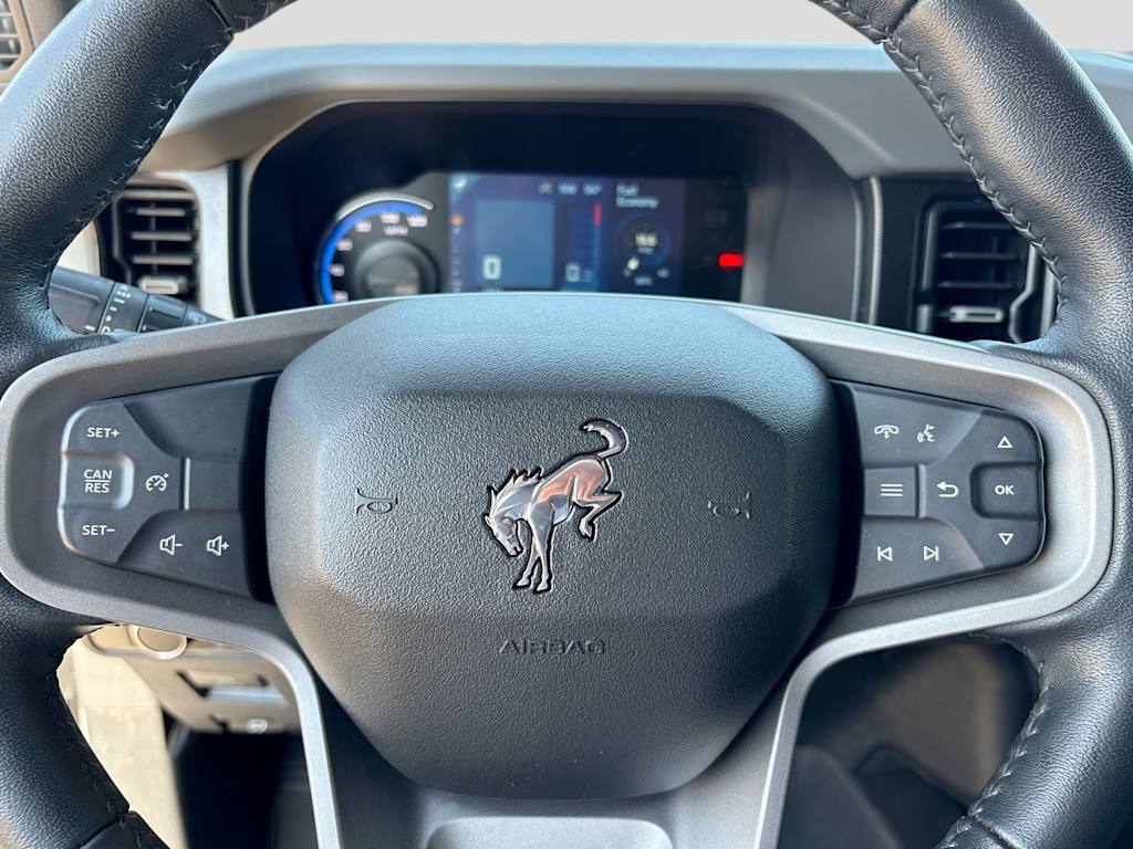 Thumbnail: 2022 Ford Bronco - 25