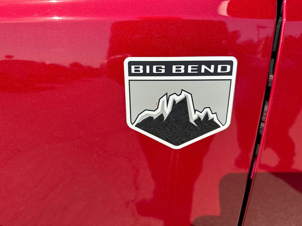 Thumbnail: 2025 Ford Bronco - 7