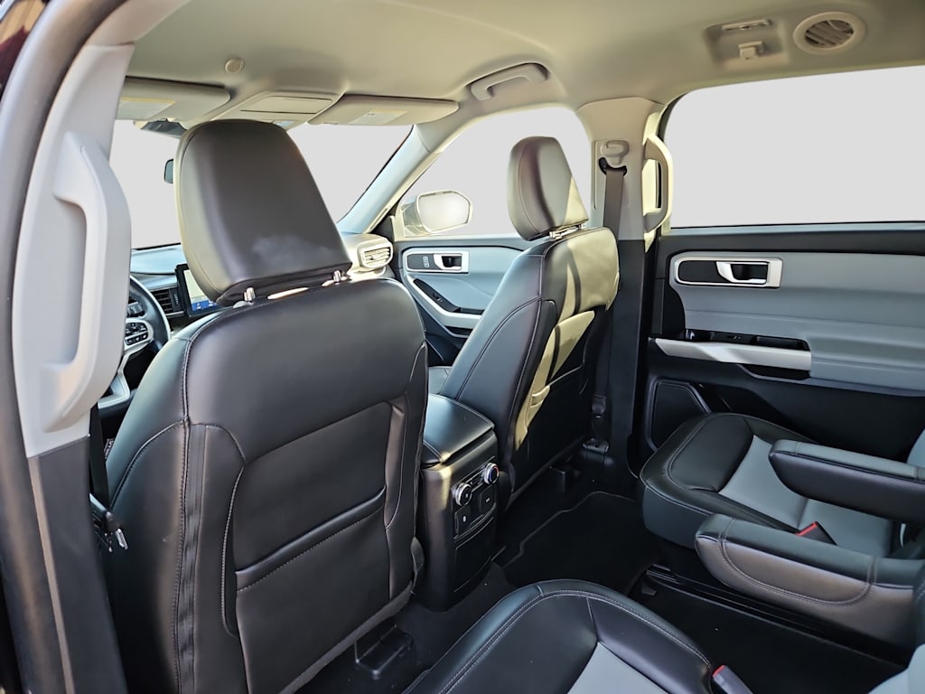 Thumbnail: 2022 Ford Explorer - 12