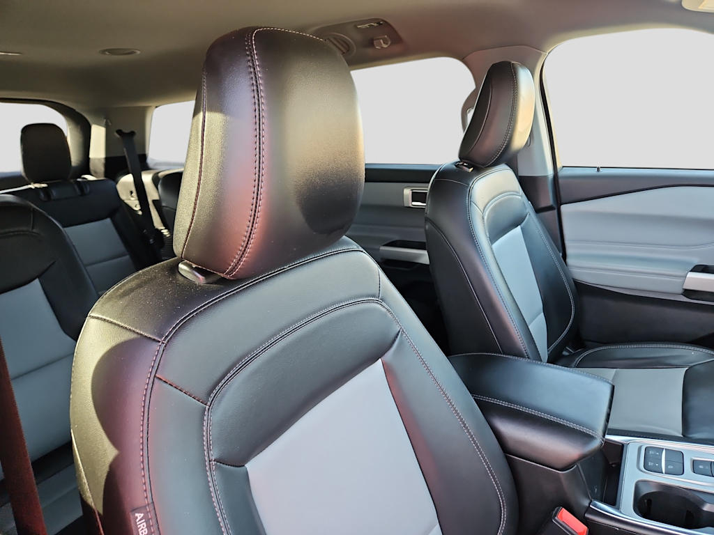 Thumbnail: 2022 Ford Explorer - 10