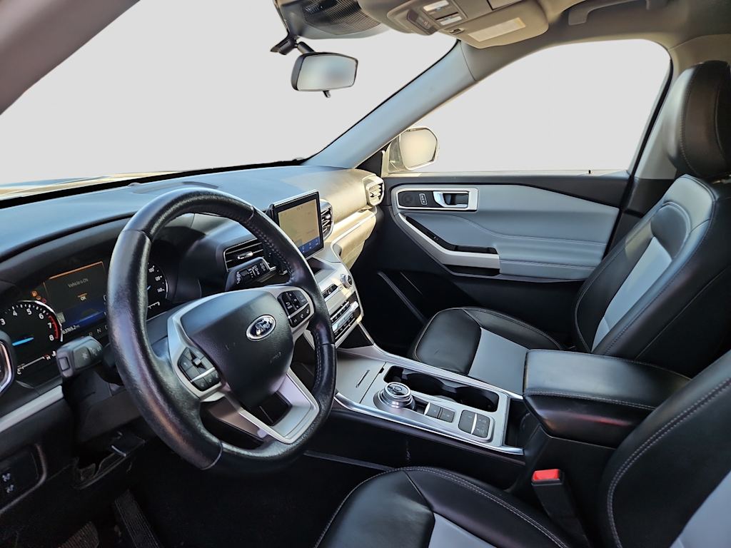 Thumbnail: 2022 Ford Explorer - 2