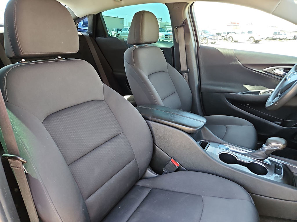 2021 Chevrolet Malibu LT 11