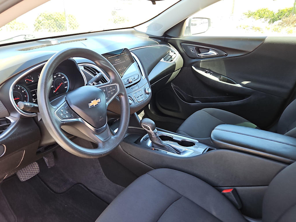 2021 Chevrolet Malibu LT 2