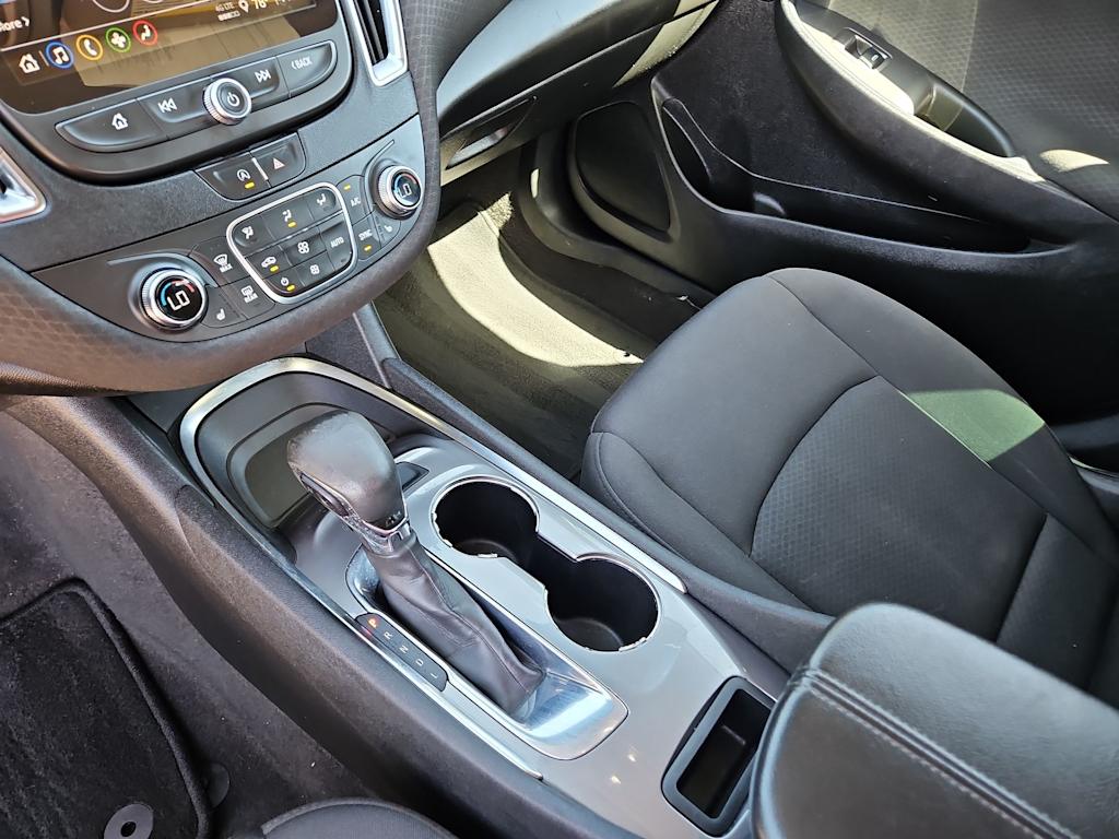 2021 Chevrolet Malibu LT 16