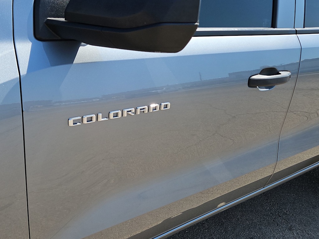 Thumbnail: 2023 Chevrolet Colorado - 7