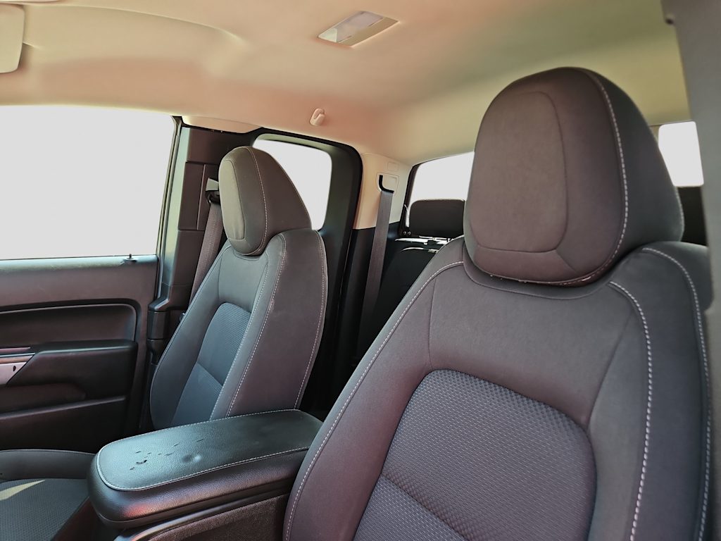 Thumbnail: 2018 Chevrolet Colorado - 10