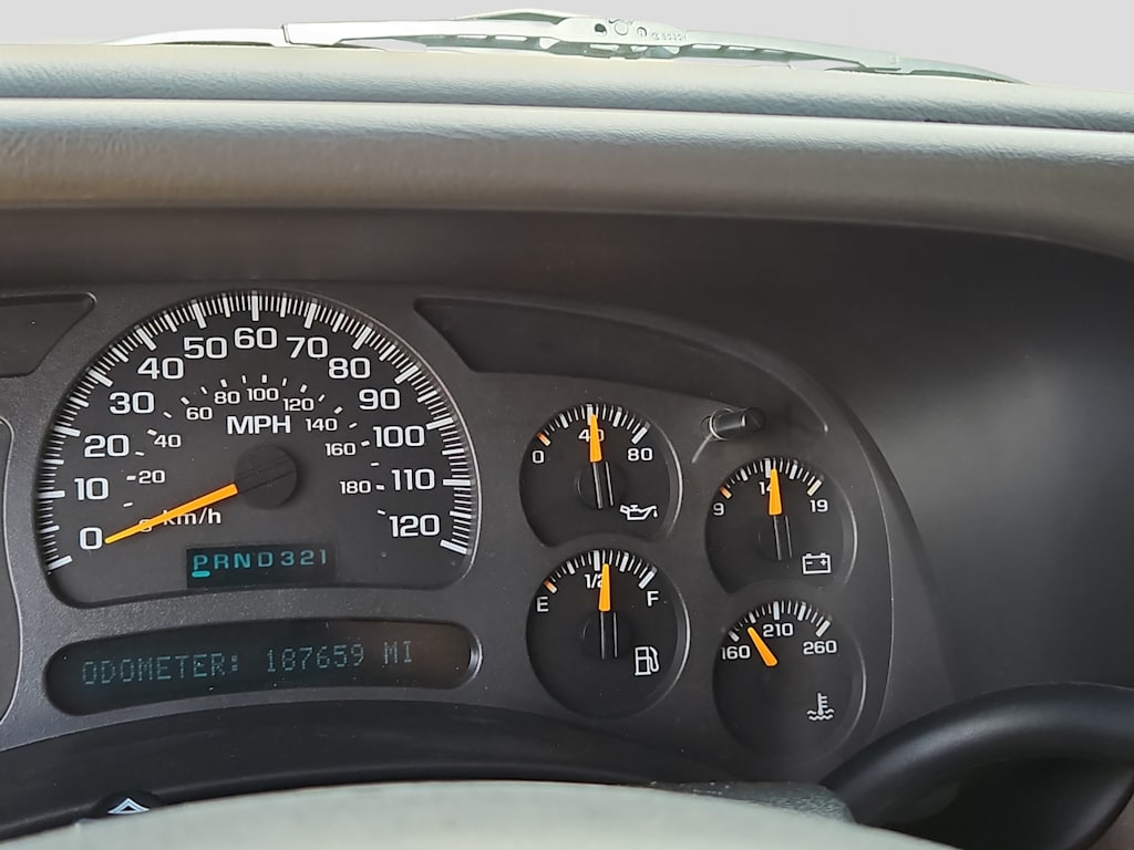 Thumbnail: 2003 Chevrolet Tahoe - 13