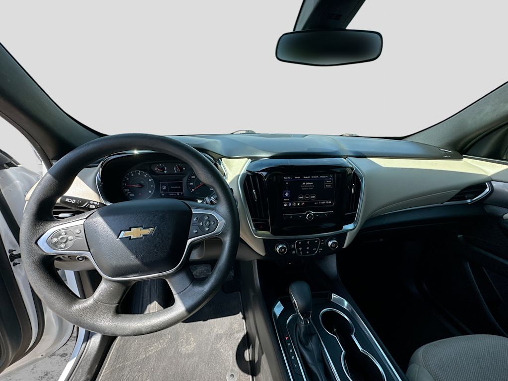 Thumbnail: 2023 Chevrolet Traverse - 2