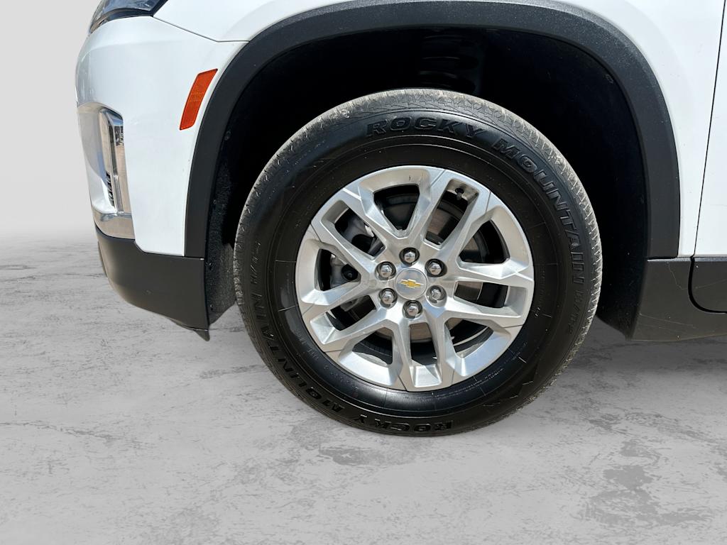 Thumbnail: 2023 Chevrolet Traverse - 8