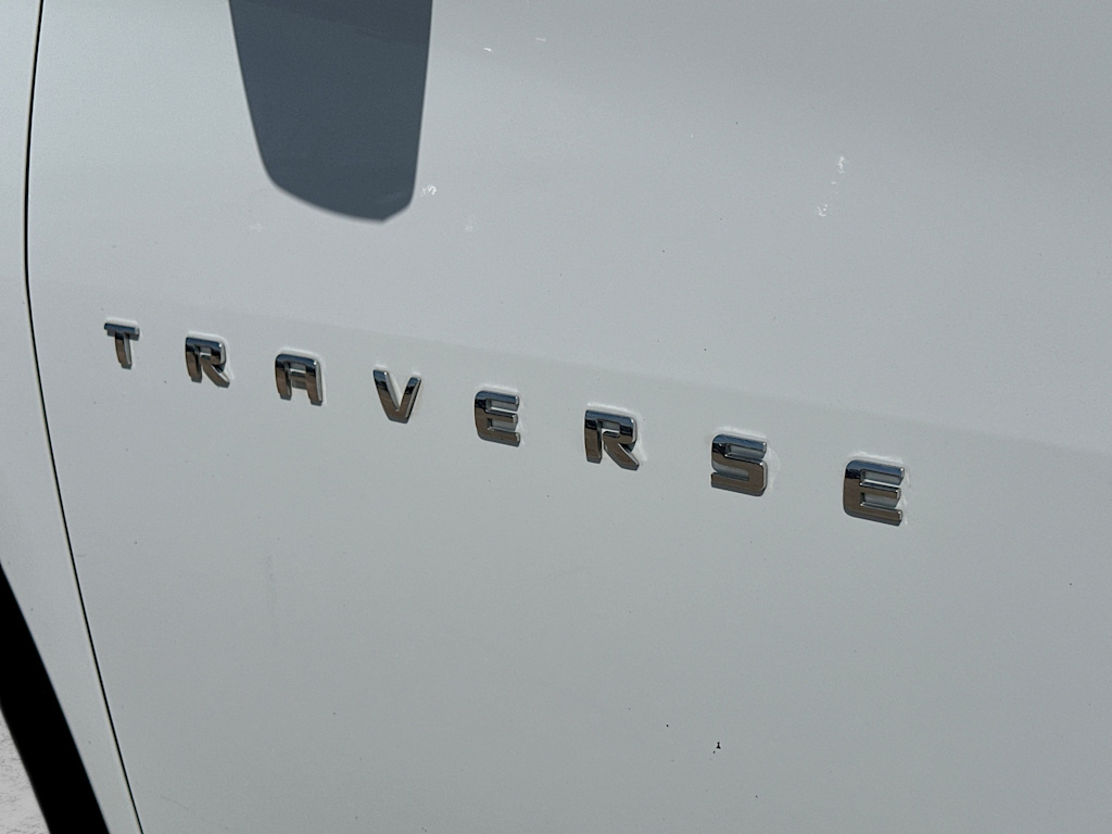 Thumbnail: 2023 Chevrolet Traverse - 7