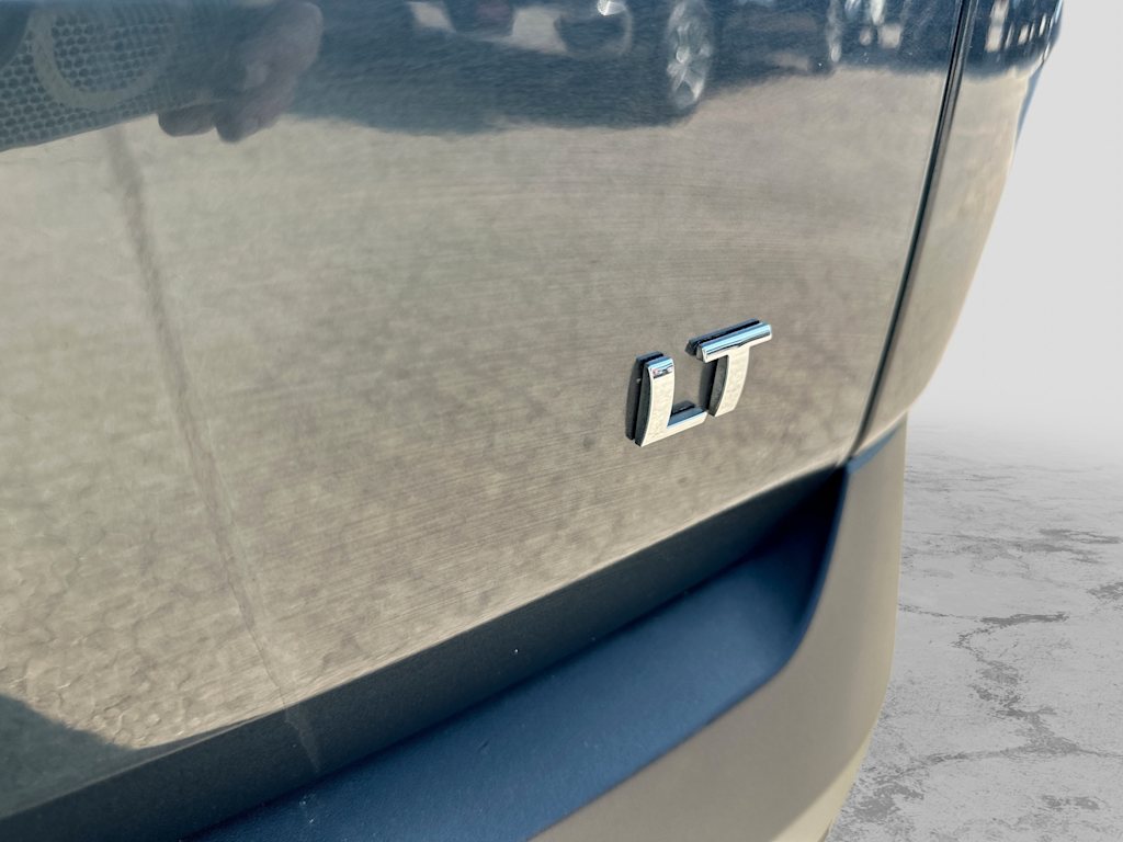 Thumbnail: 2021 Chevrolet Traverse - 6