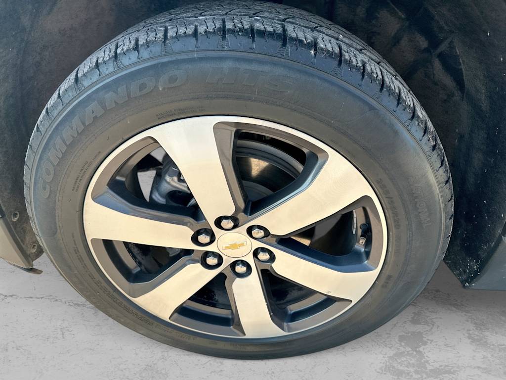 Thumbnail: 2021 Chevrolet Traverse - 7