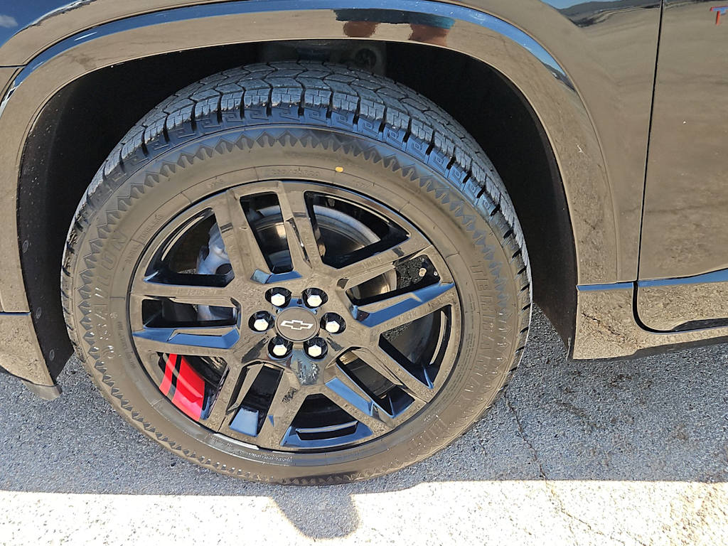 2023 Chevrolet Traverse Premier 7