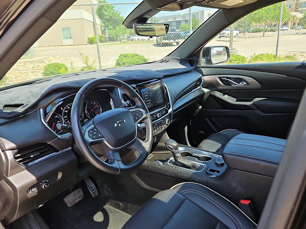 2023 Chevrolet Traverse Premier 2