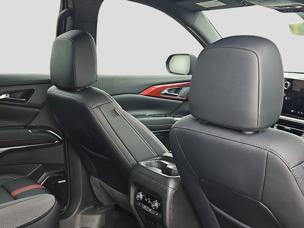 Thumbnail: 2026 Chevrolet Traverse - 12