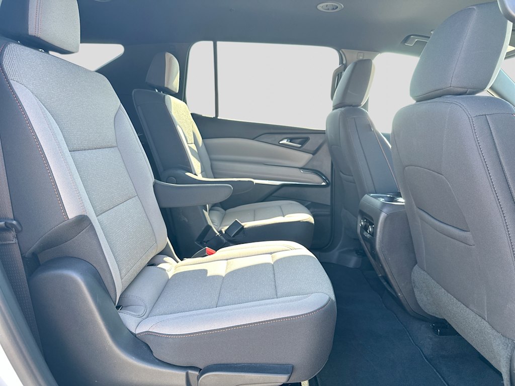 Thumbnail: 2026 Chevrolet Traverse - 12