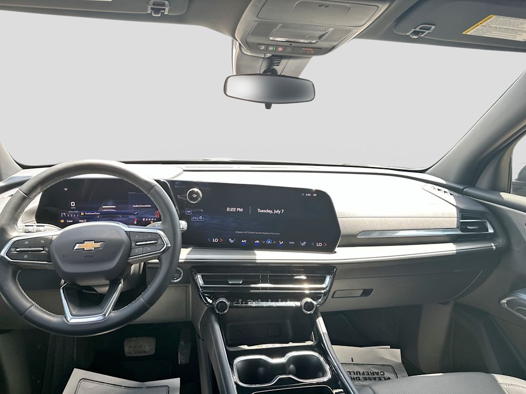 Thumbnail: 2025 Chevrolet Traverse - 2