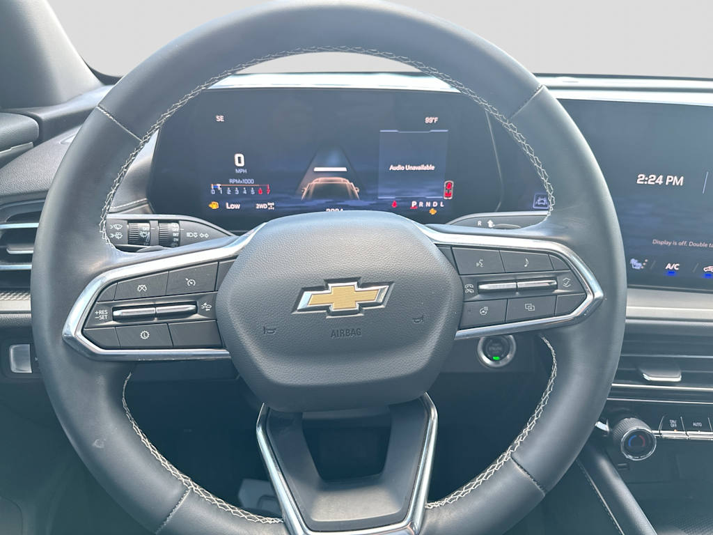 Thumbnail: 2025 Chevrolet Traverse - 10