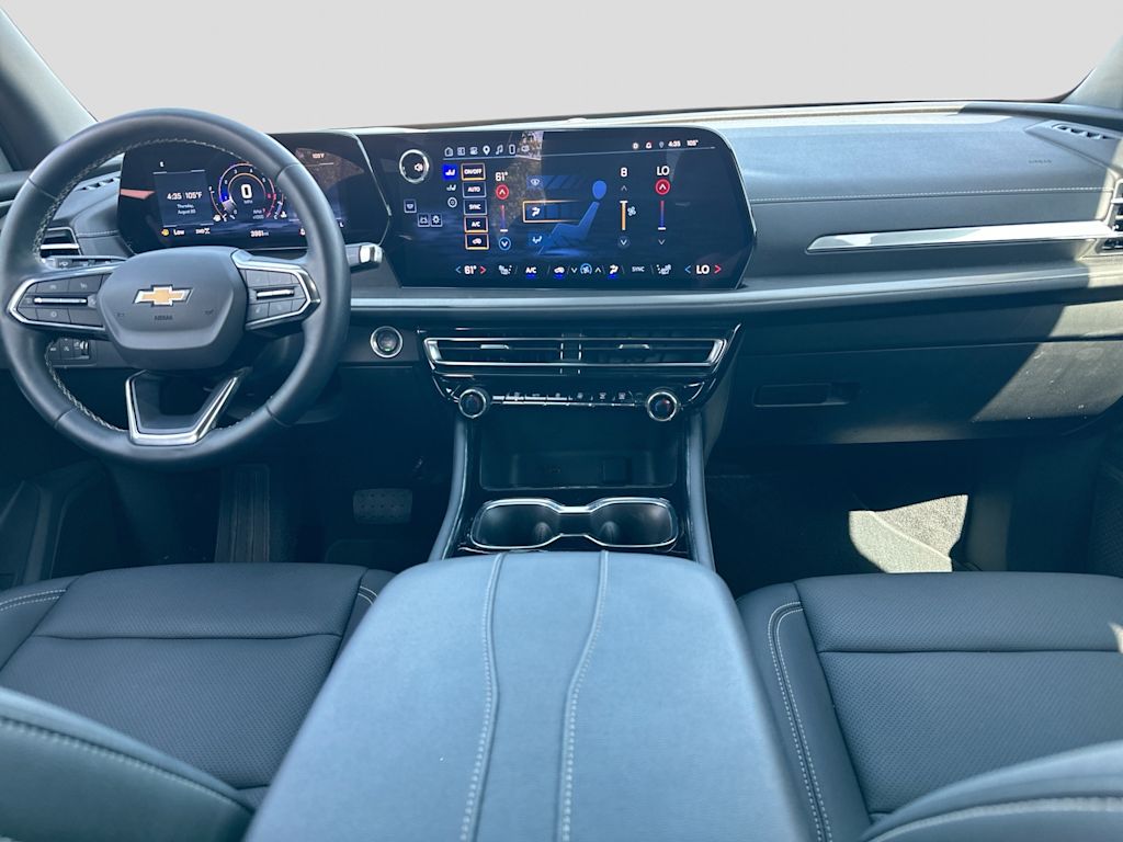 Thumbnail: 2025 Chevrolet Traverse - 2